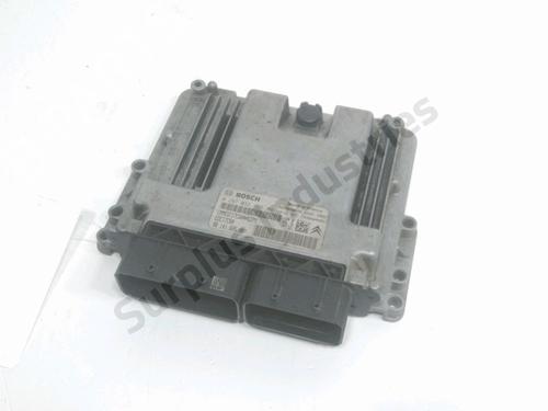 Used Engine control unit (ECU) Engine control unit (ECU) CITROËN JUMPY III Van (V_) 1.6 BlueHDi 95 (95 hp) 33300935 33300935