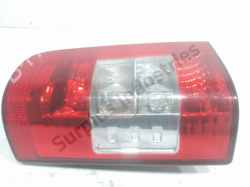 Used Left taillight Left taillight PEUGEOT PARTNER Box Body/MPV (5_, G_) [1996-2026] 33733879 33733879