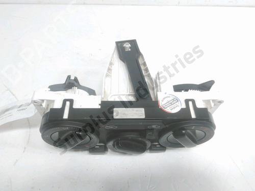 Climate control NISSAN NV200 Van 1.5 dCi 90 (M20, M20N, M20M) | BP33949515I5 - Image 2