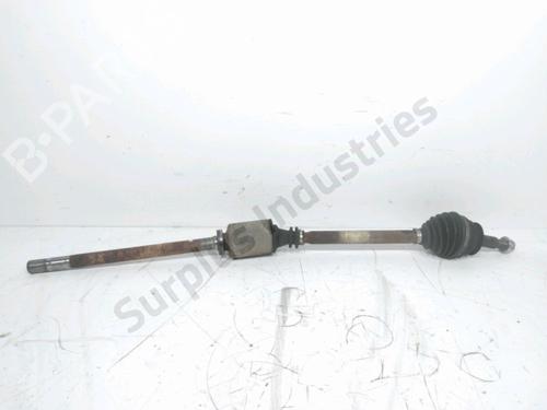 Used Right front driveshaft Right front driveshaft RENAULT MASTER II Van (FD) 2.8 dTI (FD0C, FD0F, FD2B, FD2F, FD3C, FD3F) (114 hp) 33262188 33262188
