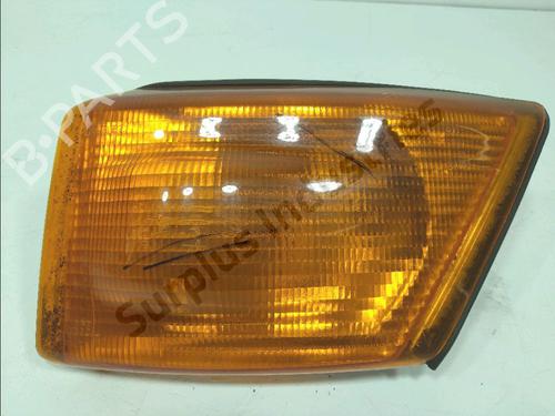 Used Left front indicator Left front indicator 39194942 39194942