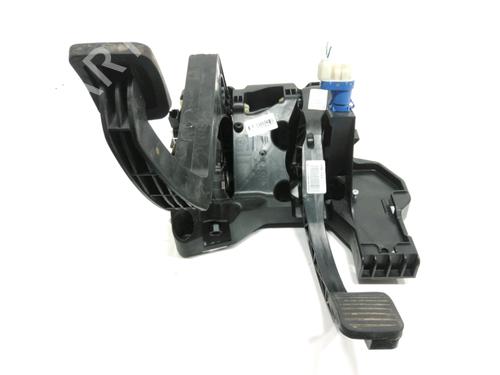 Used Pedal Pedal 37017268 37017268