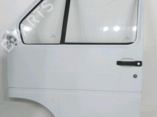 Used Left front door Left front door RENAULT TRAFIC Van (T_, P_, V_) 2.1 D (58 hp) 33569082 33569082