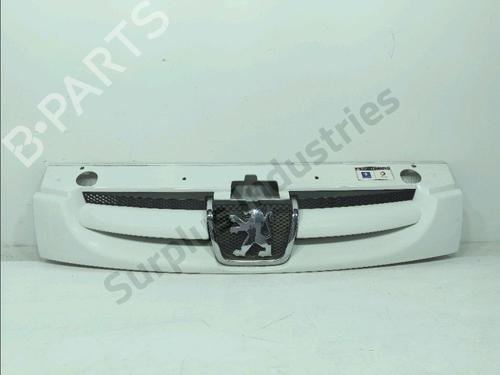 Used Grille Grille PEUGEOT PARTNER Box Body/MPV (5_, G_) 1.6 HDi 90 (90 hp) 36465526 36465526