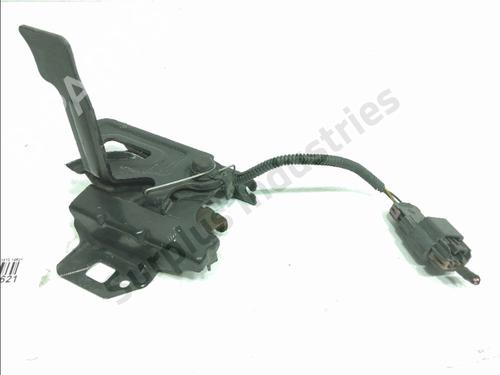 hood-lock-cadillac-escalade-2006-2007-2008-2009-2010-2011-2012-2013-2014-36519581 main image