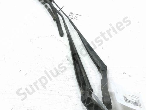 front-windshield-wiper-arm-fiat-ducato-van-250_-2006-31955769 main image