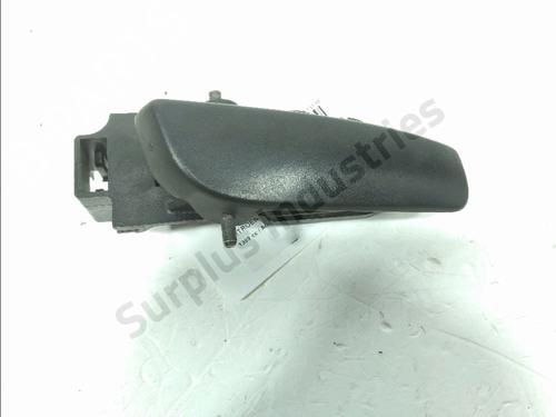 Used Front left interior door handle Front left interior door handle 37600285 37600285