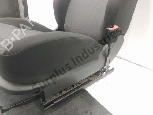 Right front seat VW CADDY IV Box Body/MPV (SAA, SAH) 2.0 TDI 4motion | BP33191385C16 - Image 7