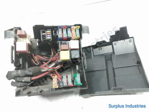 Fuse box RENAULT TRAFIC II Bus (JL) 2.0 dCi 115 (JL00, JL01, JL0H, JL0M, JL0U) | BP33816088E1 - Image 3