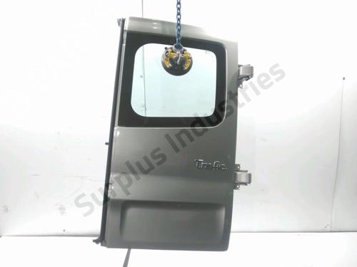 Portón trasero derecho RENAULT TRAFIC II Van (FL) 2.0 dCi 115 (FL01, FL0U, FL00, FL0H, FL0M) (114 hp) 32154454