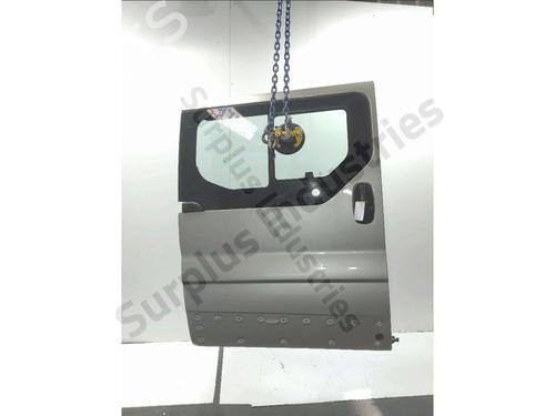 hjre-side-skydedr-renault-trafic-ii-bus-jl-2001-37755736 main image