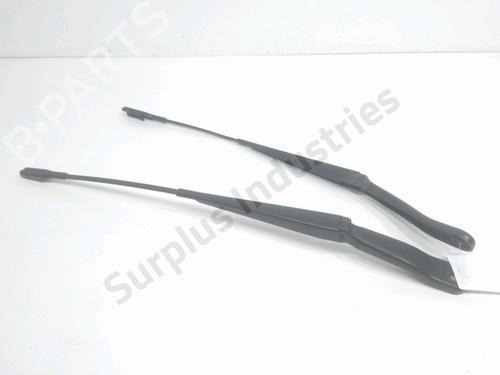 front-windshield-wiper-arm-land-rover-freelander-2-l359-2006-2007-2008-2009-2010-2011-2012-2013-2014-2015-33112217 main image