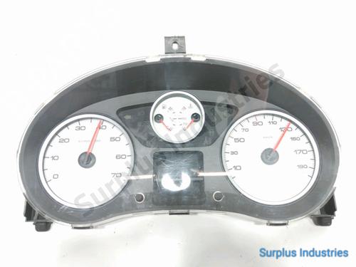 Used Instrument cluster Instrument cluster 31954855 31954855