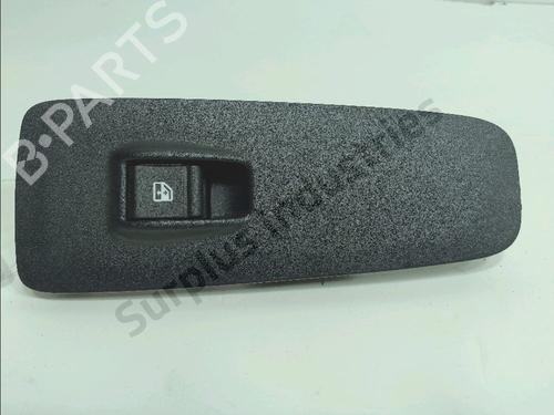 Used Right front window switch Right front window switch 37220890 37220890
