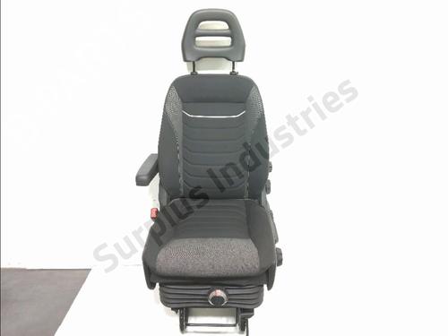 Sedile anteriore sinistro Sedile anteriore sinistro 38104115 38104115