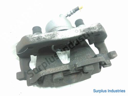 Used Right front brake caliper Right front brake caliper 31954615 31954615