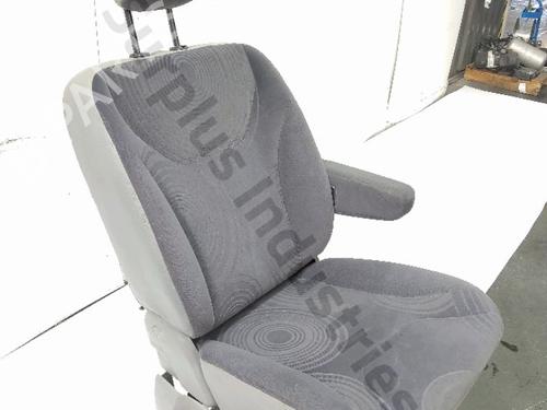 Right front seat RENAULT TRAFIC II Bus (JL) 2.5 dCi 145 (JL0J) | BP39705223C16 - Image 2