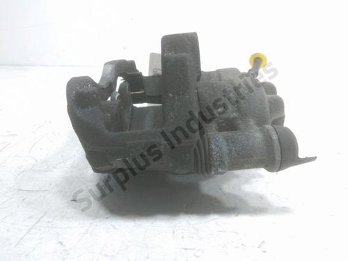 Right front brake caliper RENAULT MASTER III Van (FV) 2.3 dCi 100 FWD (FV0A, FV0B, FV0G, FV0K, FV0H) | BP31954614M104