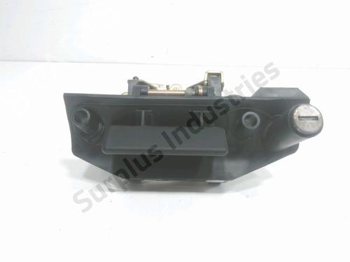 Used Tailgate handle VW TRANSPORTER T4 Bus (70B, 70C, 7DB, 7DK, 70J, 70K, 7DC, 7DJ) 2.5 TDI (102 hp) 31955531