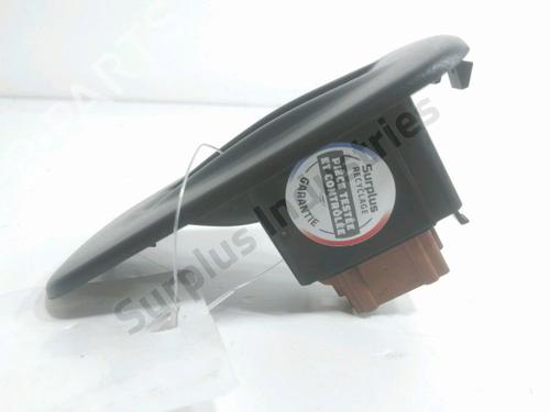 Right front window switch RENAULT TRAFIC II Van (FL) 2.0 dCi 90 (FL0H, FL00, FL01, FL0M, FL0P, FL0S) | BP31955129I26