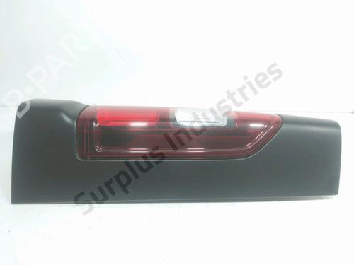 Used Right taillight Right taillight OPEL VIVARO B Van (X82) 1.6 CDTI (05) (120 hp) 33191393 33191393