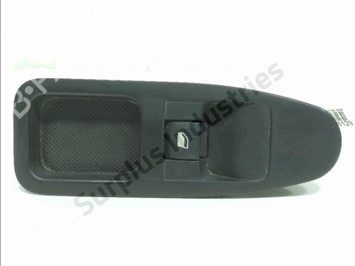 Used Right front window switch Right front window switch 36853951 36853951