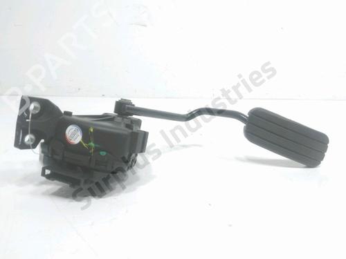Used Pedal Pedal 32655566 32655566