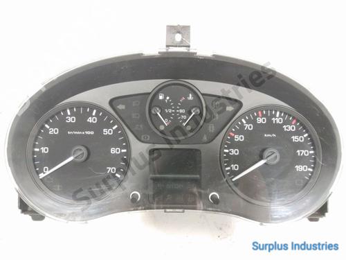Used Instrument cluster Instrument cluster 31954859 31954859