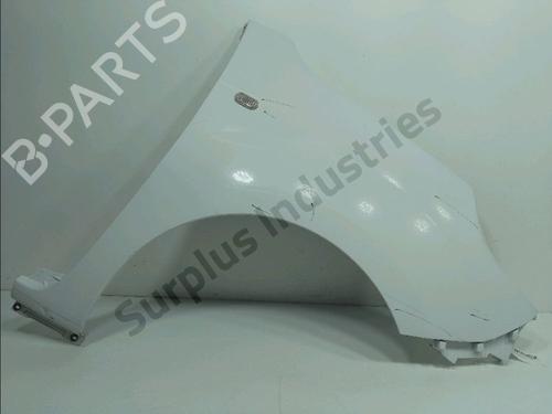 Used Right front fenders Right front fenders 38457536 38457536
