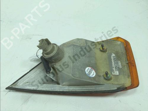 Right front indicator IVECO DAILY III Van 35 S 9 V | BP39194941C33 - Image 2