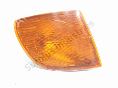 Used Right front indicator MERCEDES-BENZ VITO Van (W638) 108 D 2.3 (638.064, 638.068) (79 hp) 31955646