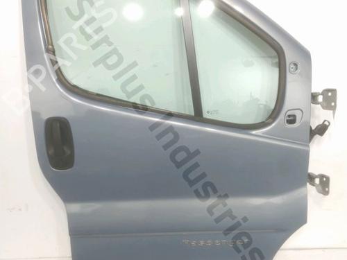 right-front-door-renault-trafic-ii-bus-jl-2001-31955283 main image