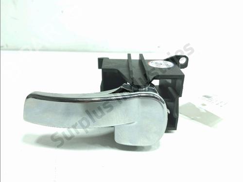 Used Front left interior door handle Front left interior door handle NISSAN NAVARA NP300 (D40) 2.5 dCi 4WD (171 hp) 34713227 34713227