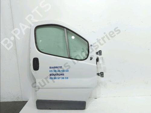 dr-hjre-fortil-renault-trafic-ii-van-fl-2001-36550568 main image