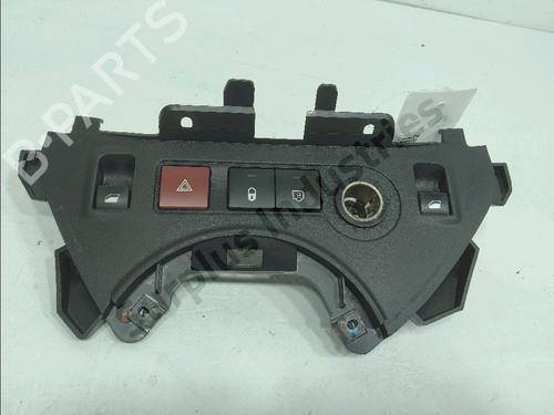 warning-switch-peugeot-partner-box-bodympv-2008-36692197 main image