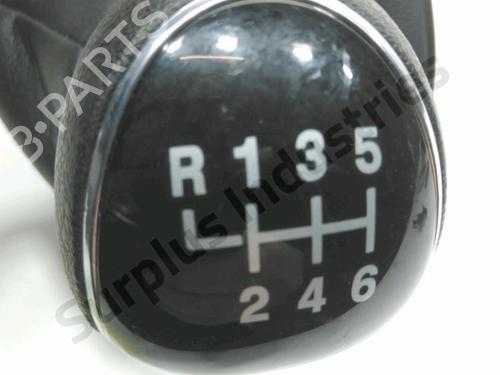 shift-knob-ford-transit-v363-platformchassis-fed-ffd-2013-31954332 main image