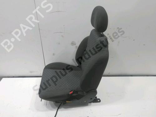 right-front-seat-opel-frontera-b-u99-1998-1999-2000-2001-2002-2003-2004-32154455 main image