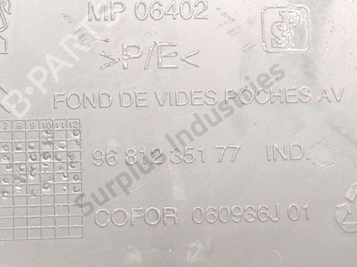 Front right panel PEUGEOT PARTNER Box Body/MPV (5_, G_) | BP33686574C59 - Image 5
