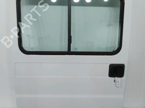Used Right slide door PEUGEOT BOXER Bus (244, Z_) 2.0 HDi (84 hp) 31955485