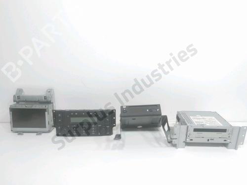 Used Radio Radio LAND ROVER FREELANDER 2 (L359) 2.2 TD4 4x4 (160 hp) 33112181 33112181