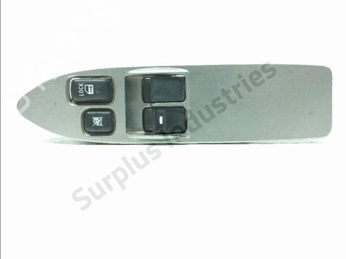 Mando elevalunas delantero izquierdo Mando elevalunas delantero izquierdo MITSUBISHI PAJERO IV (V8_W, V9_W) 3.2 DI-D (V88W, V98W) (170 hp) 35941155 35941155