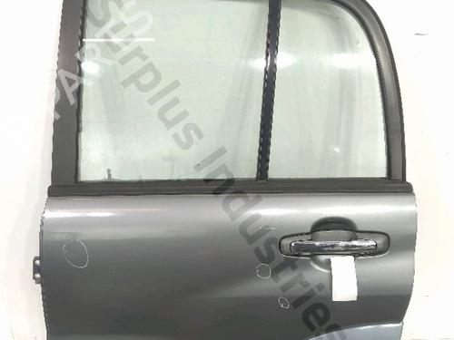 Used Left rear door Left rear door SUZUKI GRAND VITARA I (FT, HT) 2.0 HDI 110 16V 4x4 (SQ420D, TD83V, JA420WD) (109 hp) 35893803 35893803