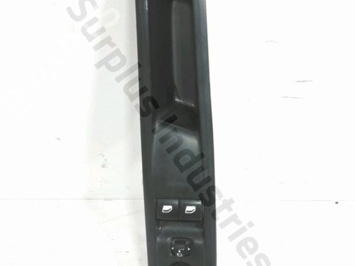 Used Left front window switch Left front window switch CITROËN JUMPY III Van (V_) 2.0 BlueHDi 180 (177 hp) 33973381 33973381