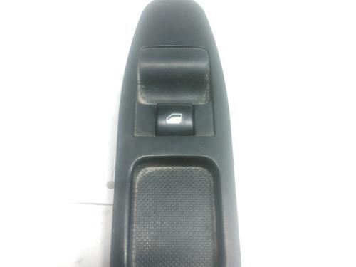 right-front-window-switch-citroen-jumpy-ii-van-2007-2008-2009-2010-2011-2012-2013-2014-2015-2016-32655595 main image