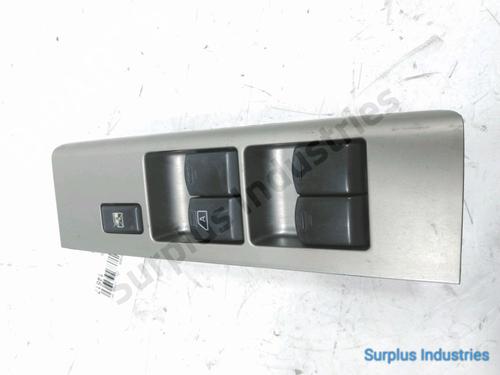 Used Left front window switch NISSAN PATHFINDER III (R51) 2.5 dCi 4WD (174 hp) 32202989