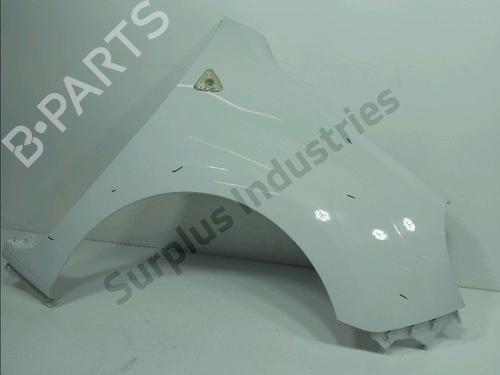 Used Right front fenders Right front fenders 38529702 38529702