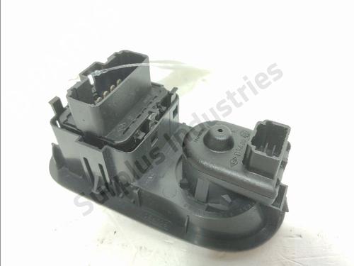 Left front window switch RENAULT MASTER III Van (FV) 2.3 dCi 125 FWD (FV0C, FV0D, FV0G, FV0H, FV0J, FV0K,... | BP36465547I27 - Image 3