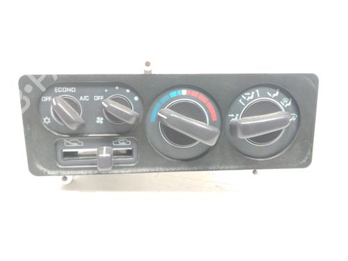 AC-Styringsenhed/Manøvreenhed AC-Styringsenhed/Manøvreenhed MITSUBISHI PAJERO II (V3_W, V2_W, V4_W, V5_W) 2.5 TD 4WD (V24W) (99 hp) 37585812 37585812