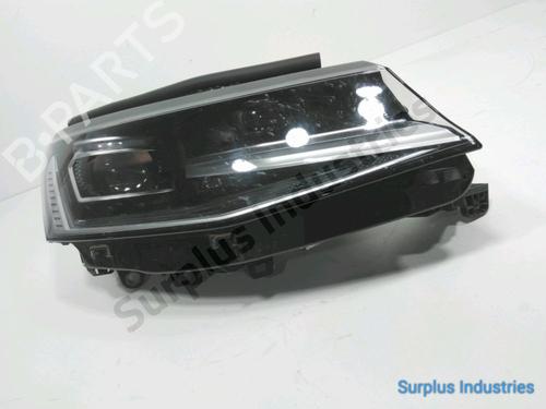 Phare droit VW MULTIVAN T7 (STM, STN) 1.4 eHybrid (218 hp) 31955662