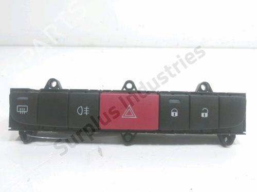 Used Warning switch Warning switch PEUGEOT BOXER Platform/Chassis 2.2 HDi 110 (110 hp) 33300947 33300947